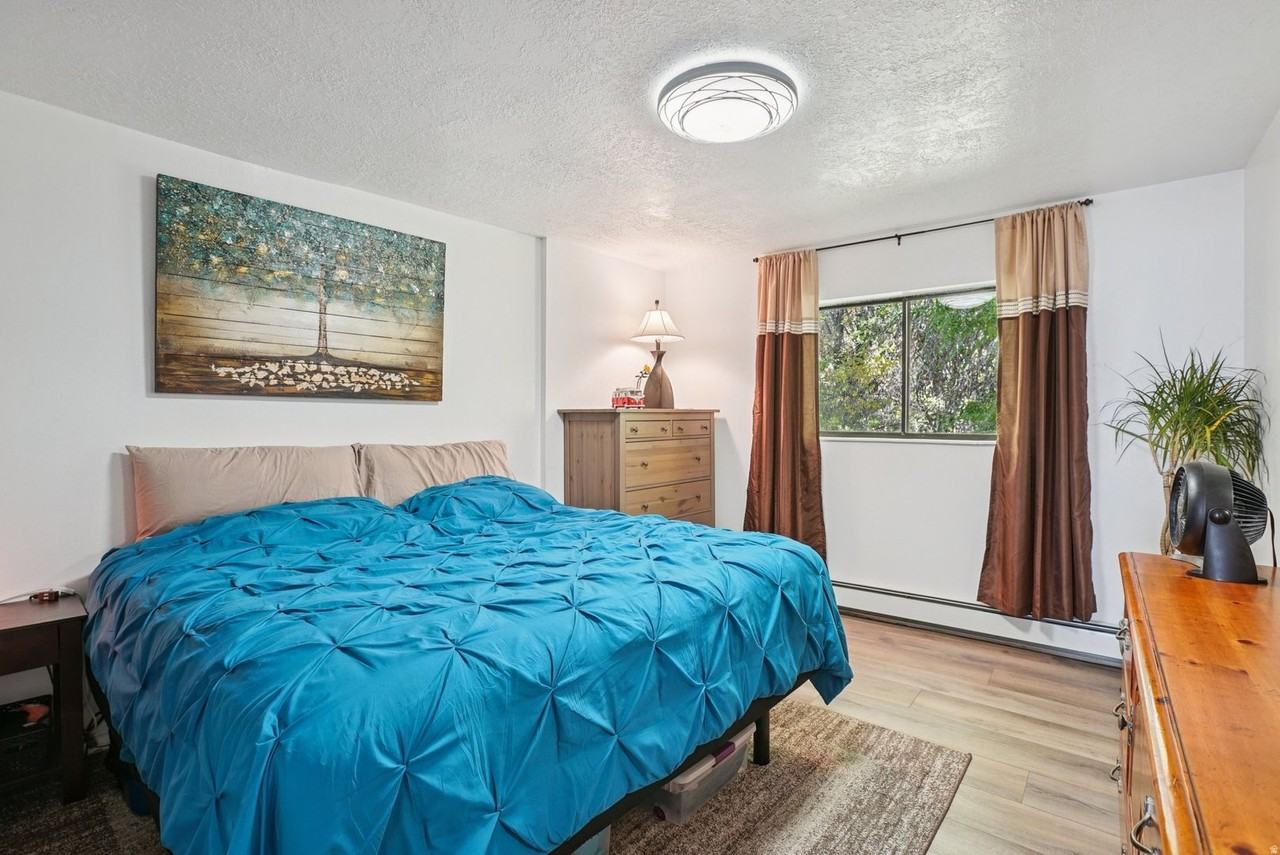 645 Swenson Ave - Photo 6 of 9