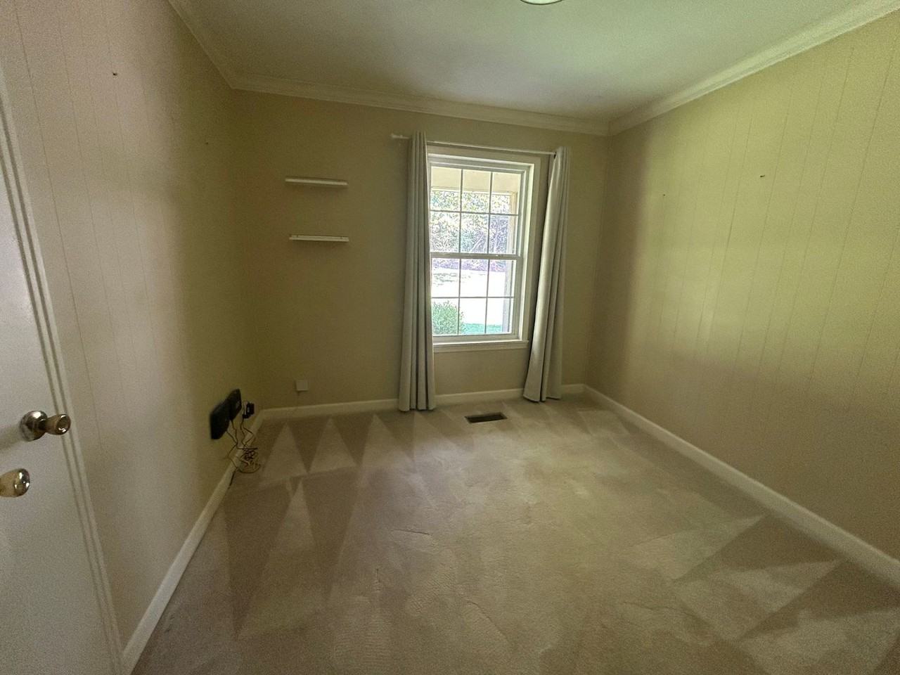 357 Kenny Haynes Rd - Photo 6 of 11
