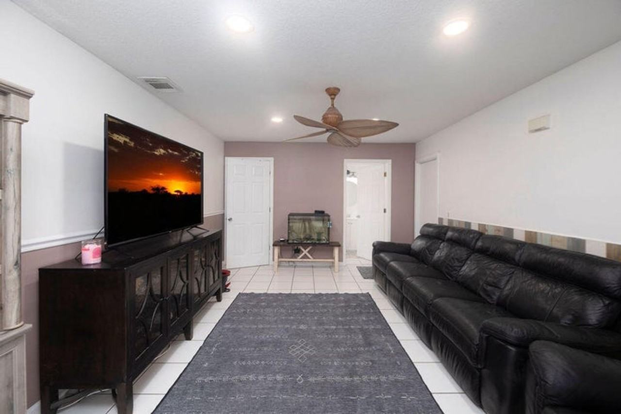 14502 69th St N - Photo 3 of 12