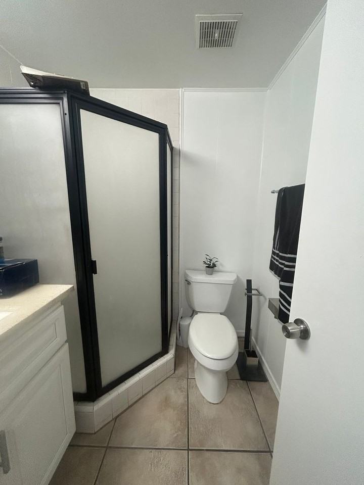 1258 Persimmon Ave #A - Photo 5 of 19