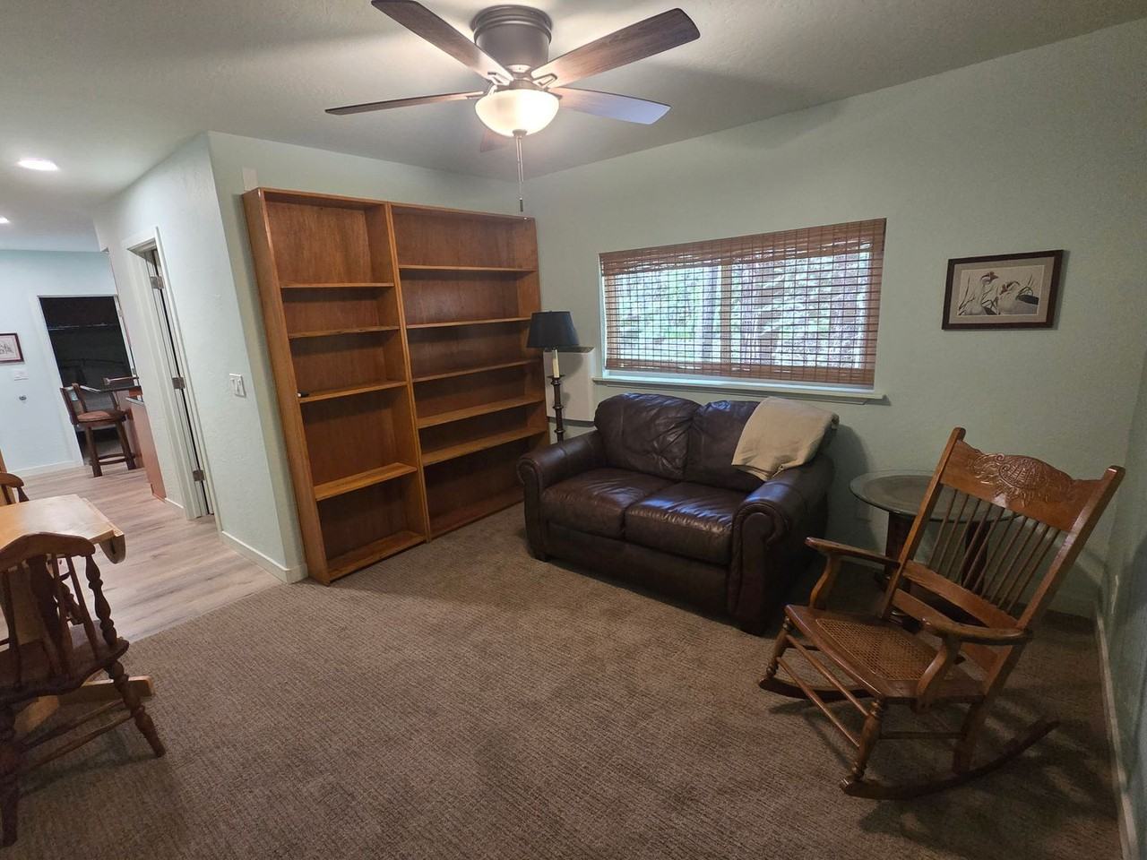 23369 Shadybrook Dr - Photo 7 of 11