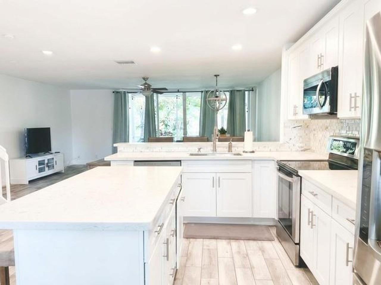 6207 Old Court Rd - Photo 3 of 18