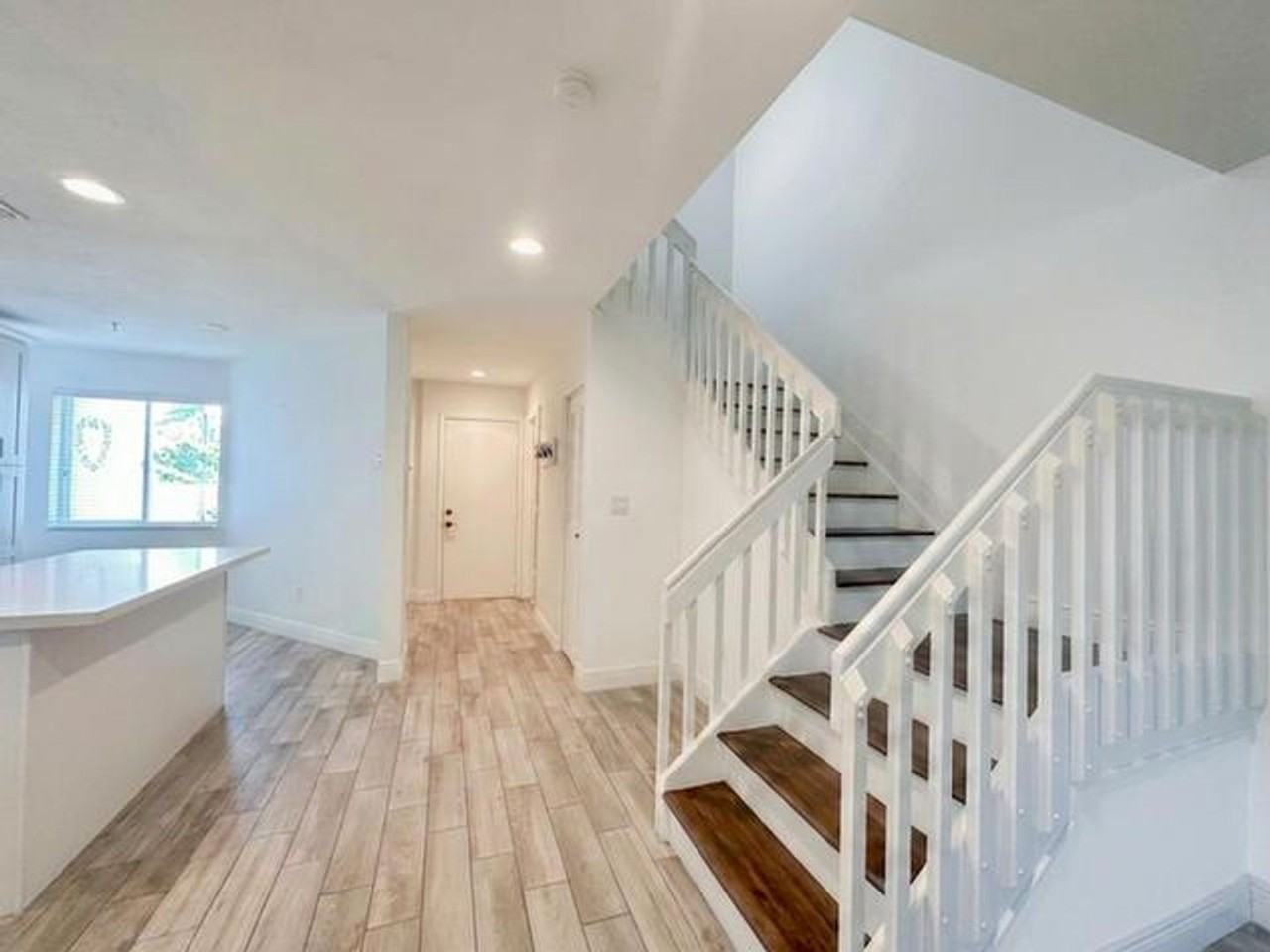 6207 Old Court Rd - Photo 6 of 18