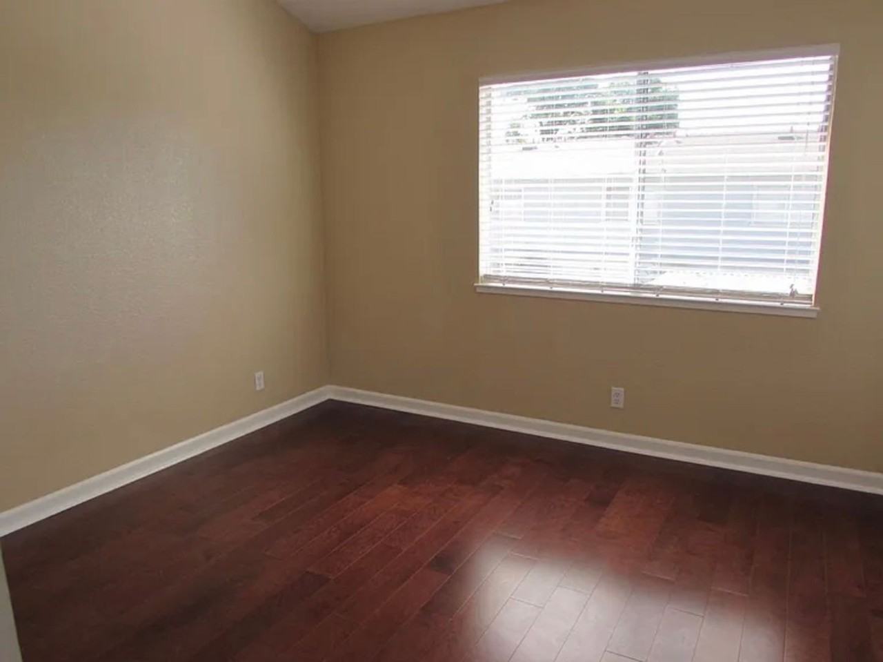 805 South St #8 - Photo 6 of 14