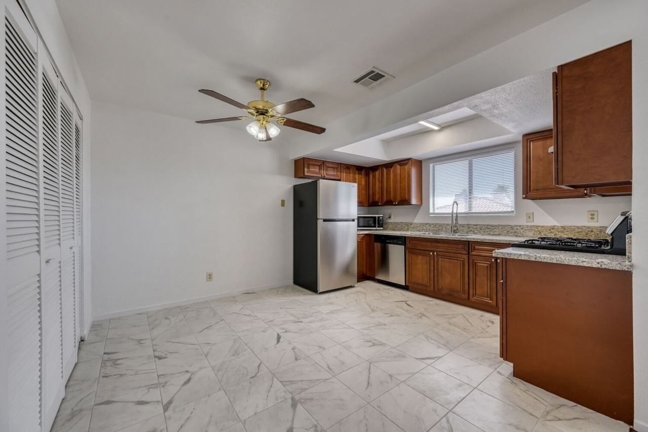 6713 W Charleston Blvd #4 - Photo 4 of 14