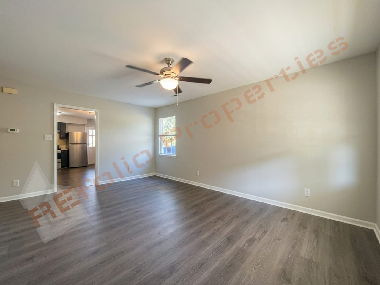 601 Larchwood Dr - Photo 2 of 18