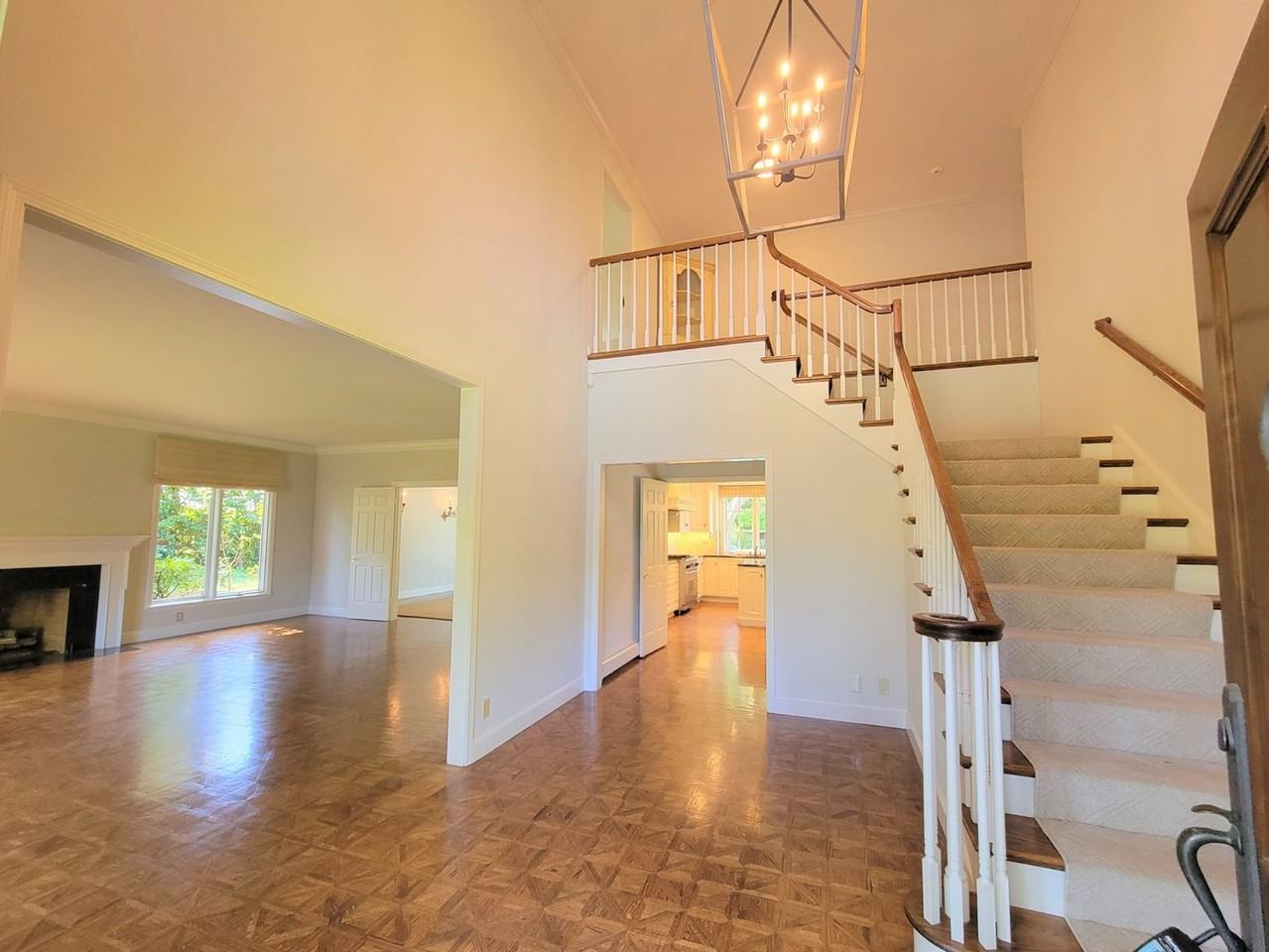 345 Selby Ln - Photo 2 of 26