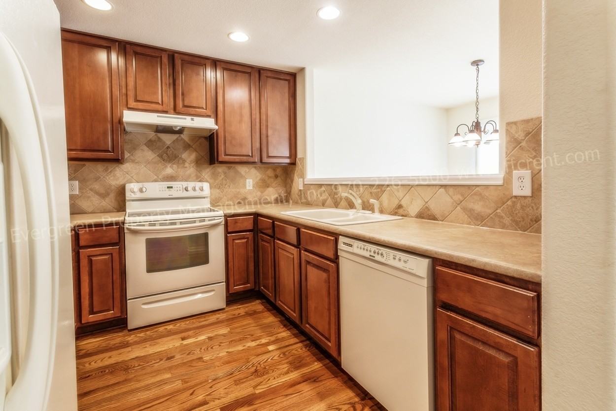 5126 Harvest Moon Way - Photo 7 of 34