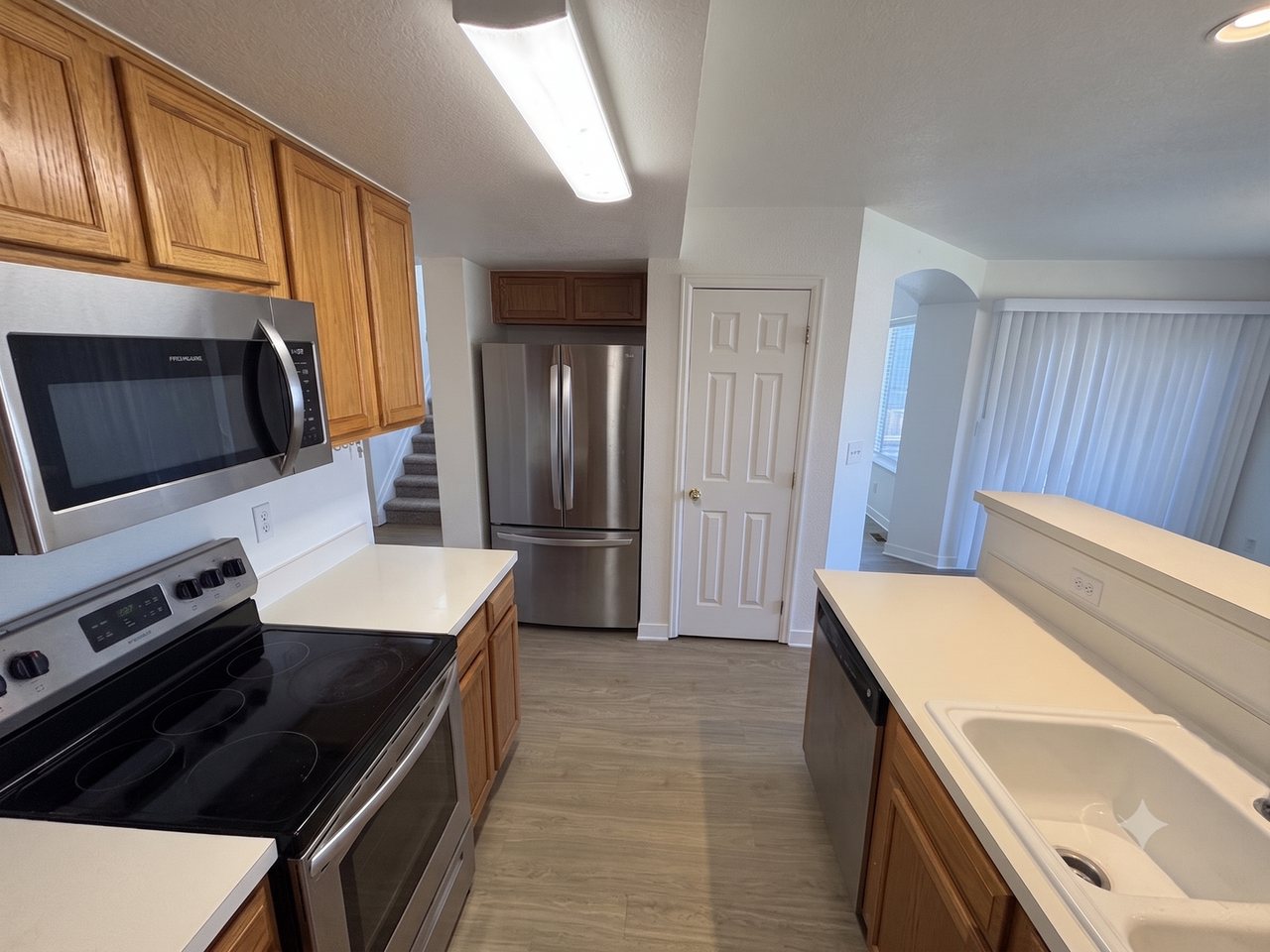12139 Applewood Ct - Photo 4 of 29
