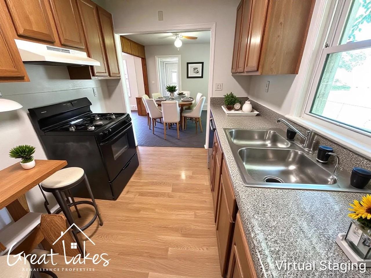 11493 Maxwell Ave - Photo 5 of 21