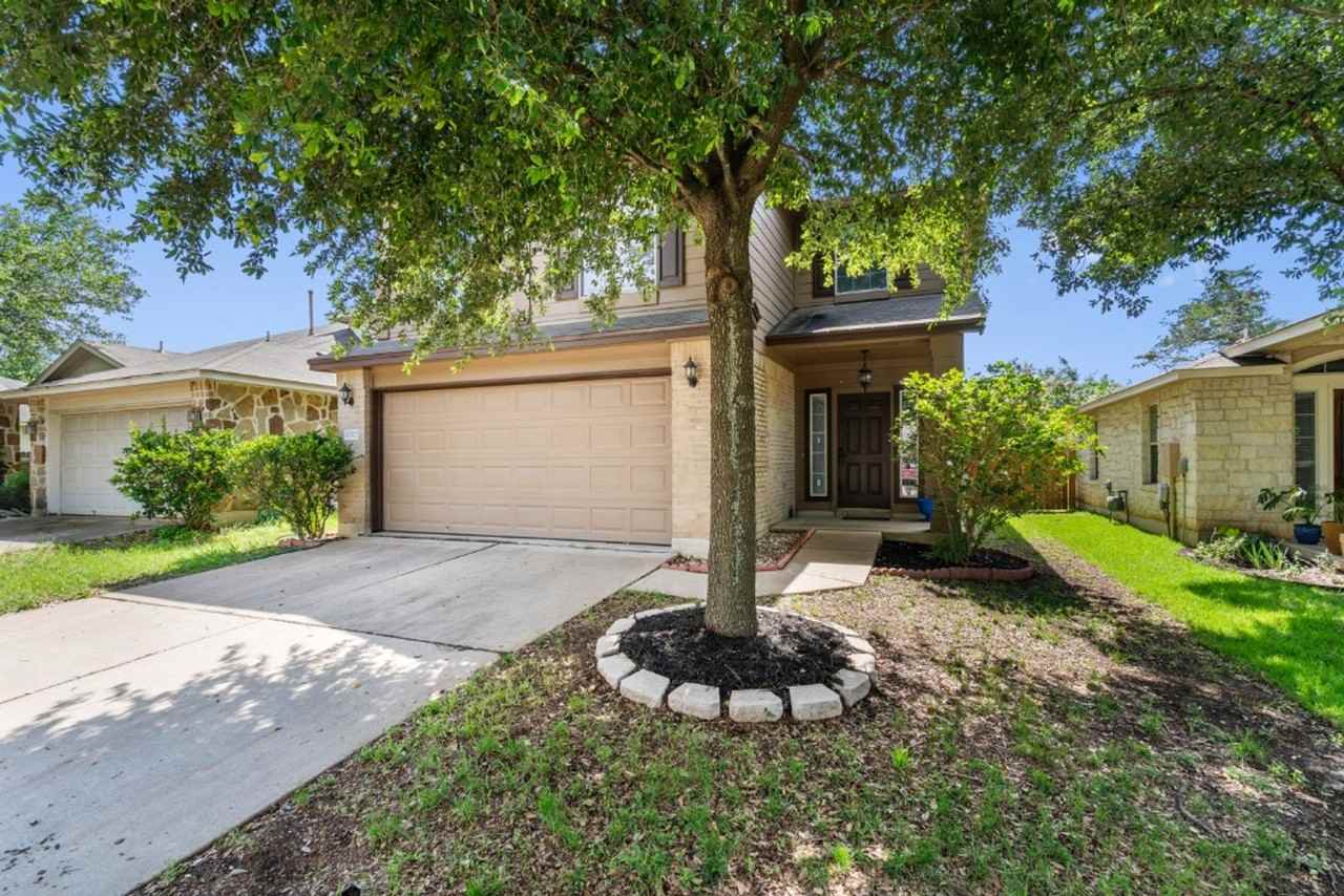 11502 Johnny Weismuller Ln - Photo 3 of 33