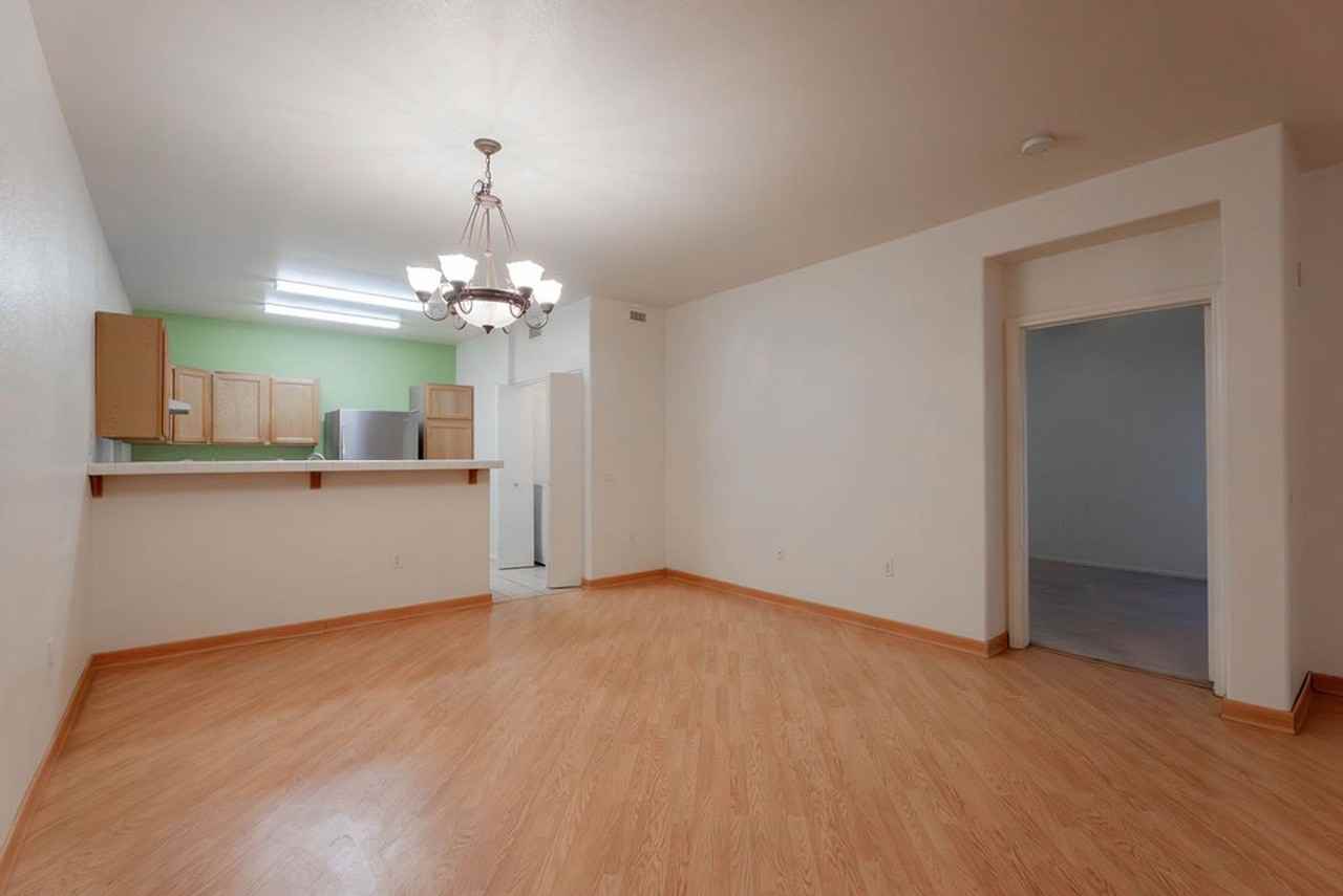 2153 Jasper Bluff St #103 - Photo 3 of 32