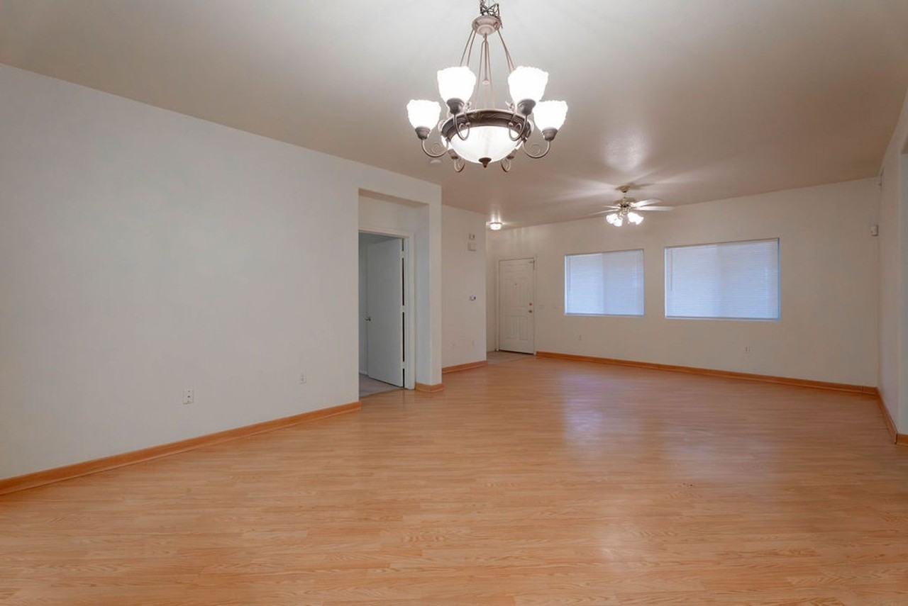 2153 Jasper Bluff St #103 - Photo 6 of 32