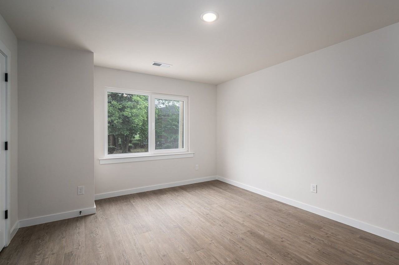 Pet-Friendly Duplex in Hickory! - Photo 5 of 31