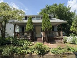 featured image of 1282 Sawyer Ave