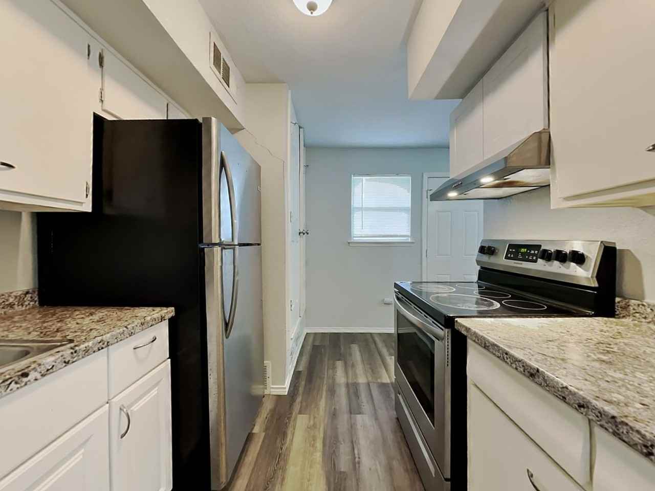 4349 Chestnut Dr - Photo 3 of 17