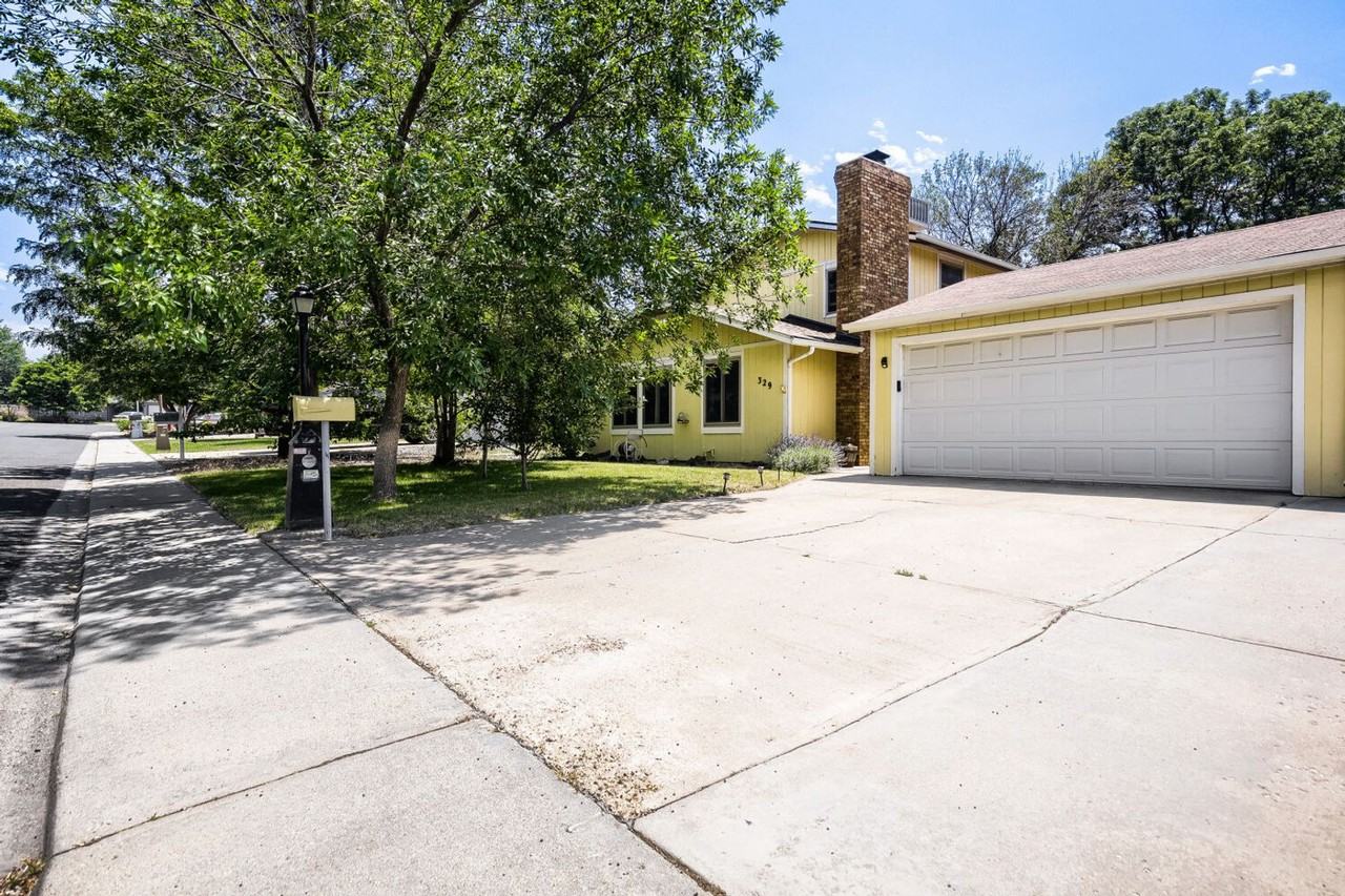 329 Chinook Ave - Photo 5 of 28