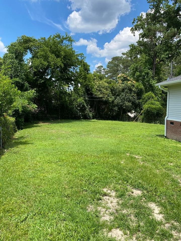 3811 Barwick St - Photo 2 of 23