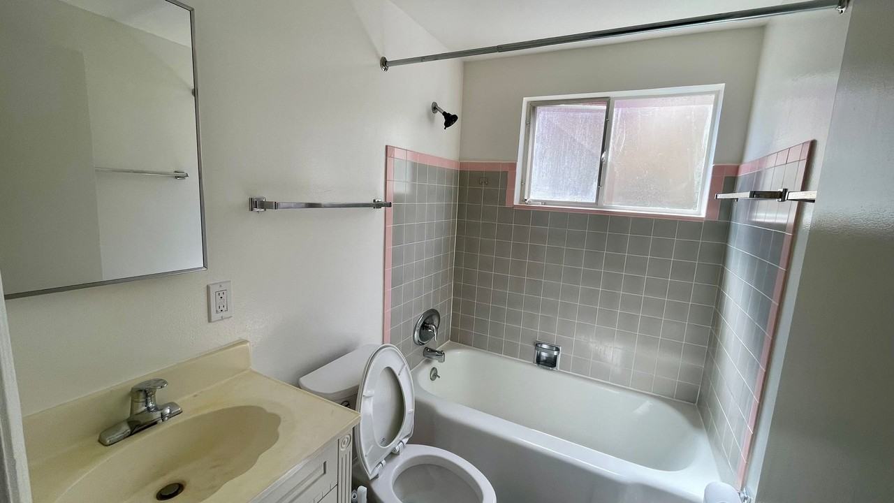 3608 Bickerstaff Rd - Photo 5 of 7