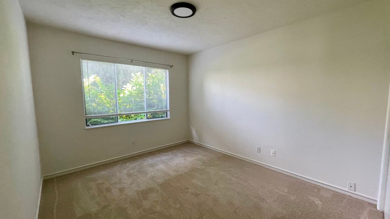 3608 Bickerstaff Rd - Photo 6 of 7