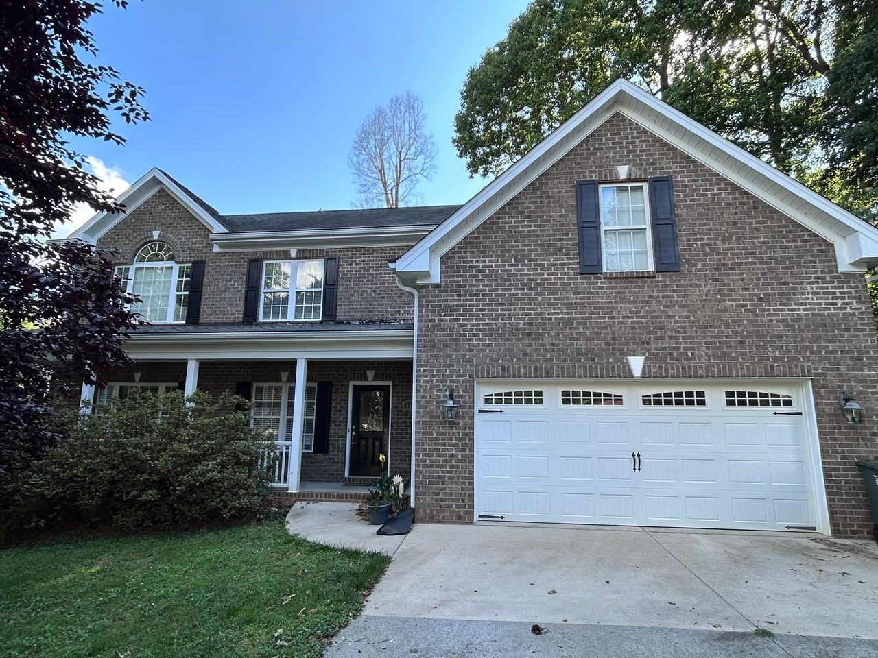 4540 Pebble Lake Dr - Photo 3 of 50