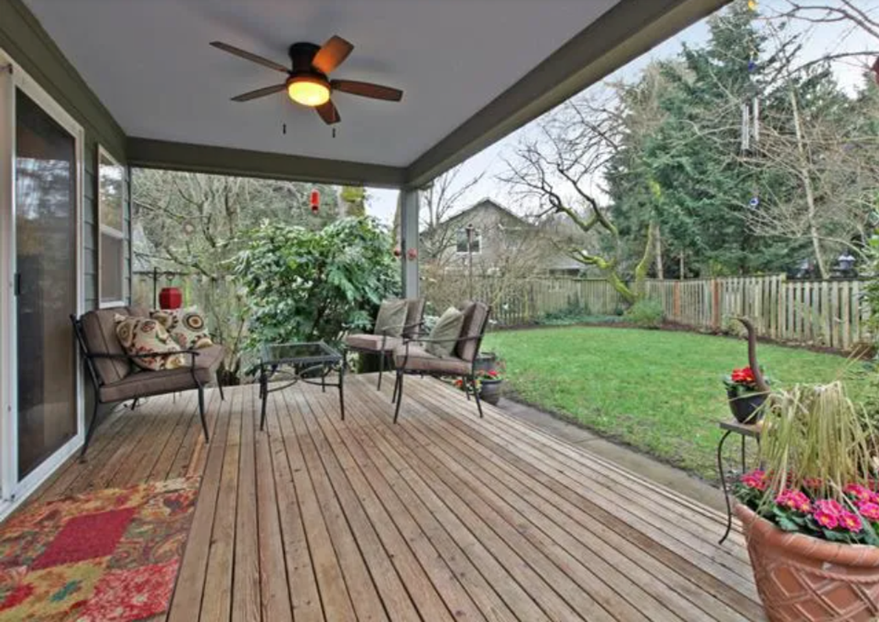 17147 Warren Ct - Photo 2 of 3