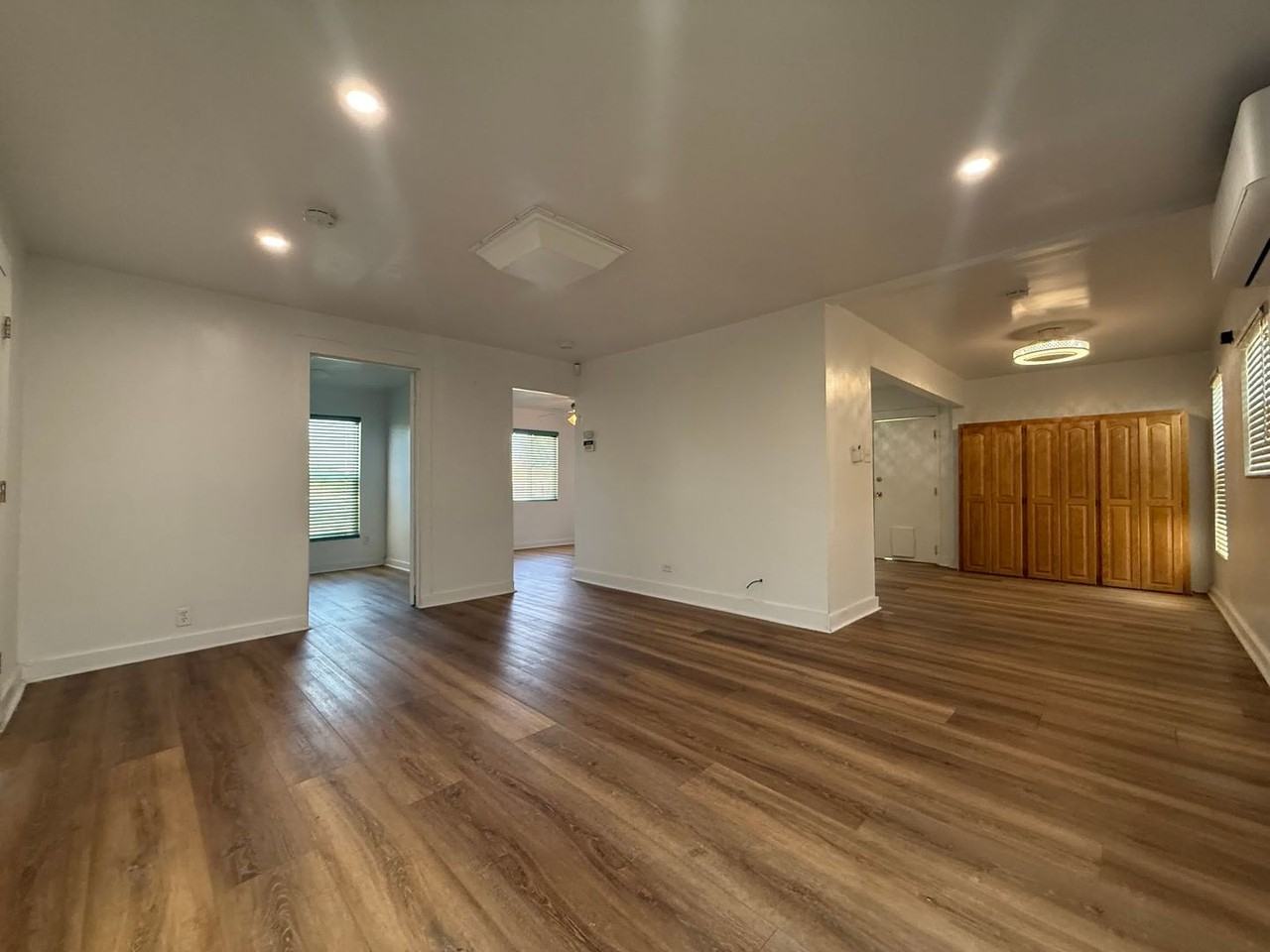 515 Wood St - Photo 3 of 11