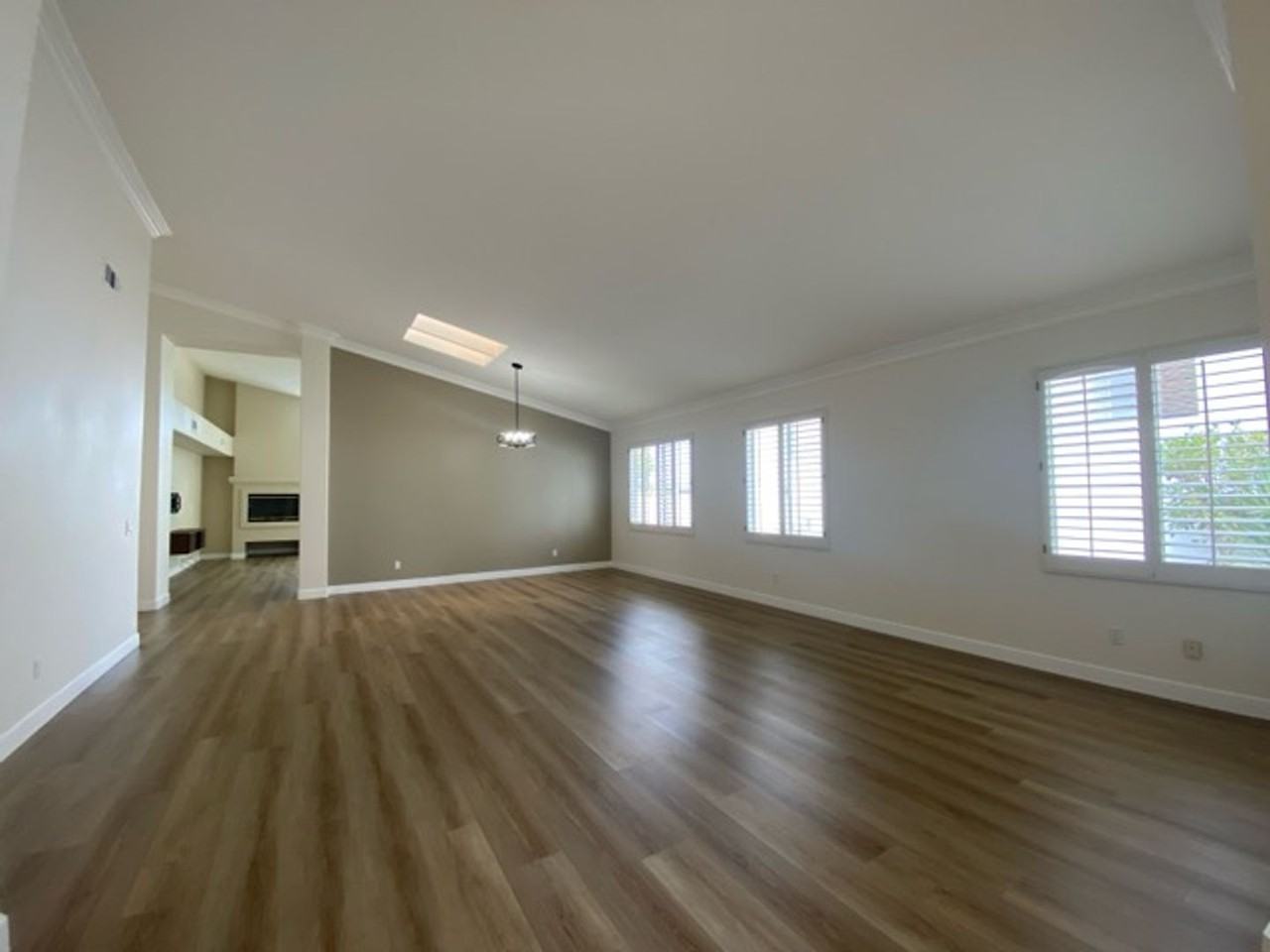 4926 Lassen Dr - Photo 3 of 21
