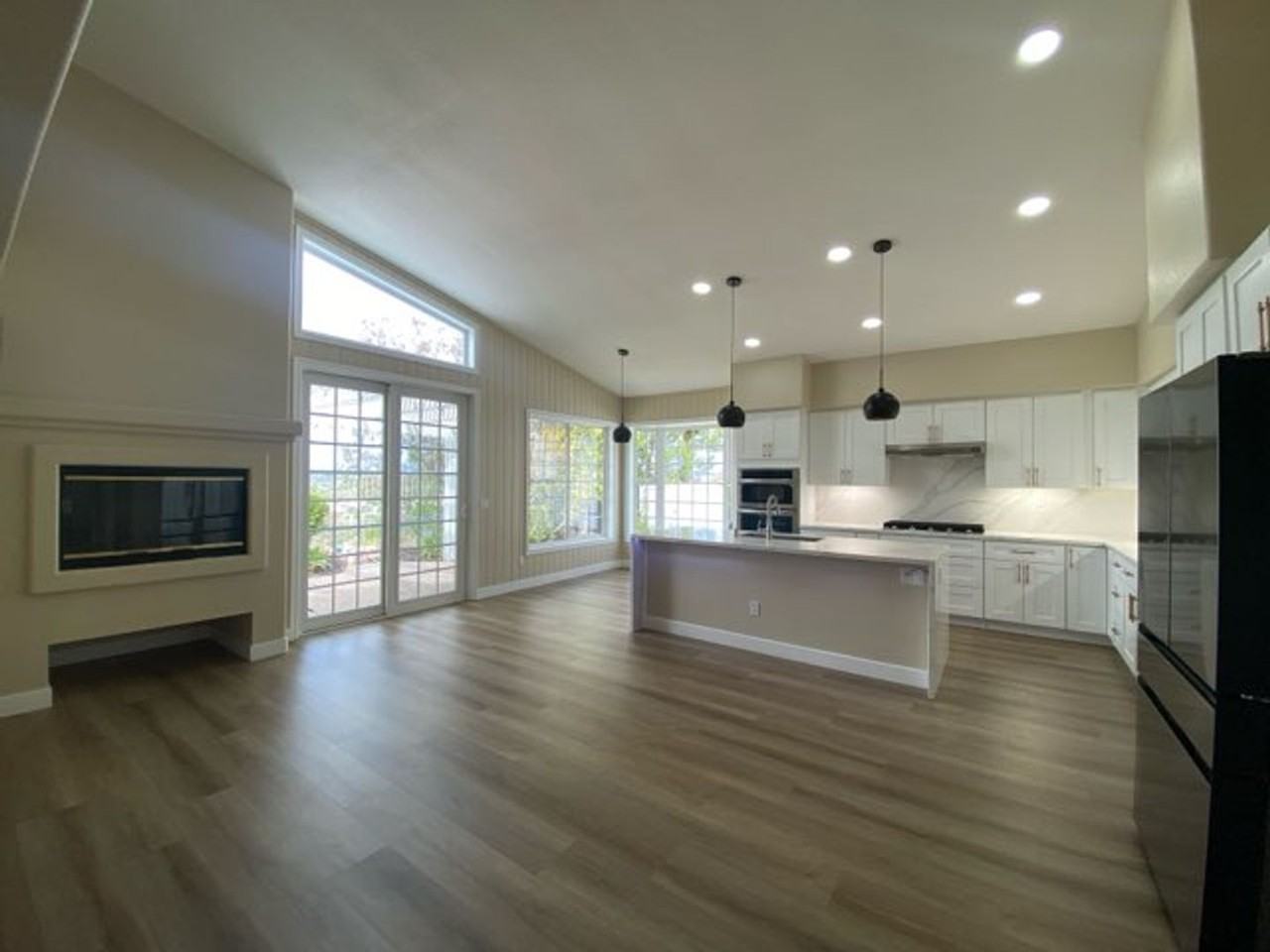 4926 Lassen Dr - Photo 7 of 21