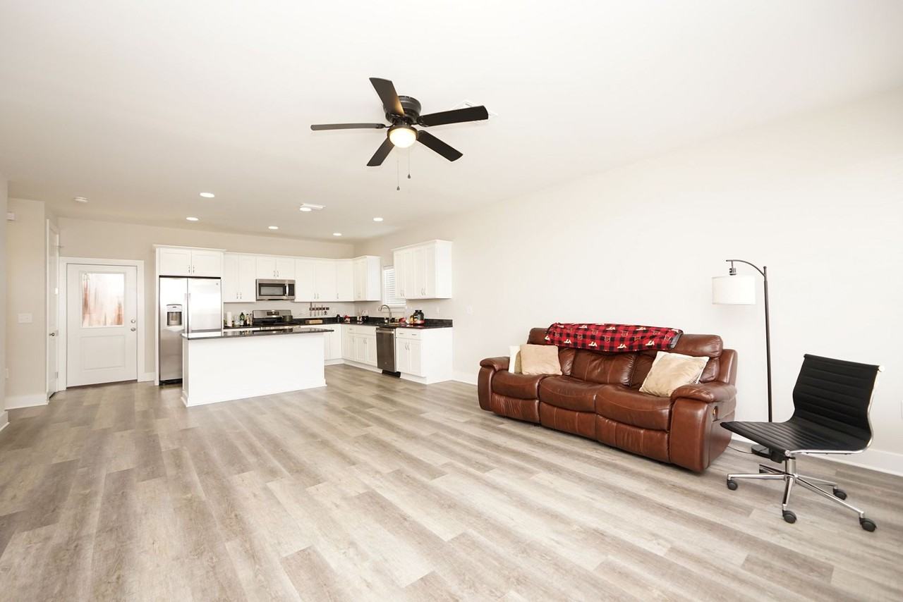 106 106 Penny Lane - Photo 5 of 26