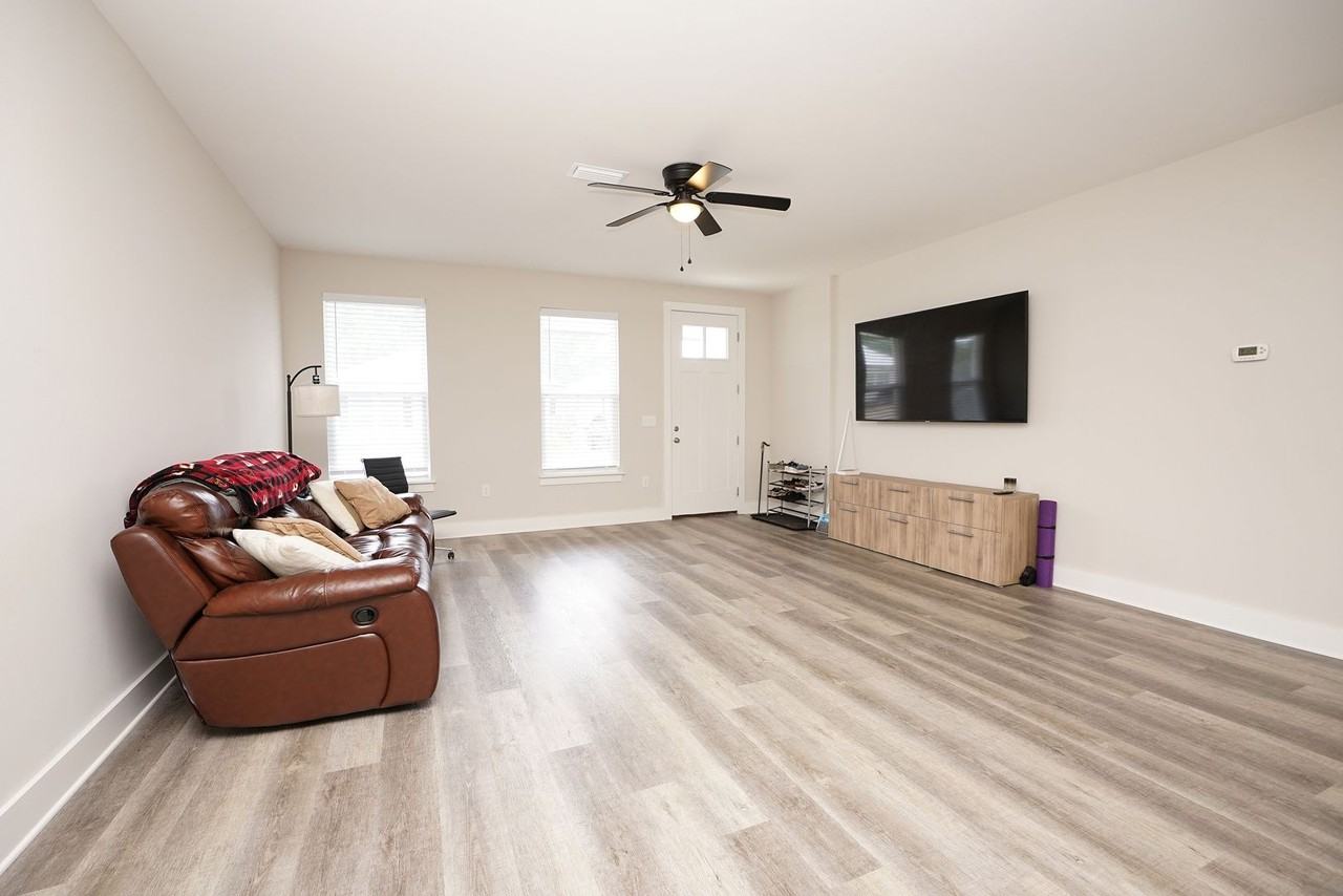 106 106 Penny Lane - Photo 6 of 26