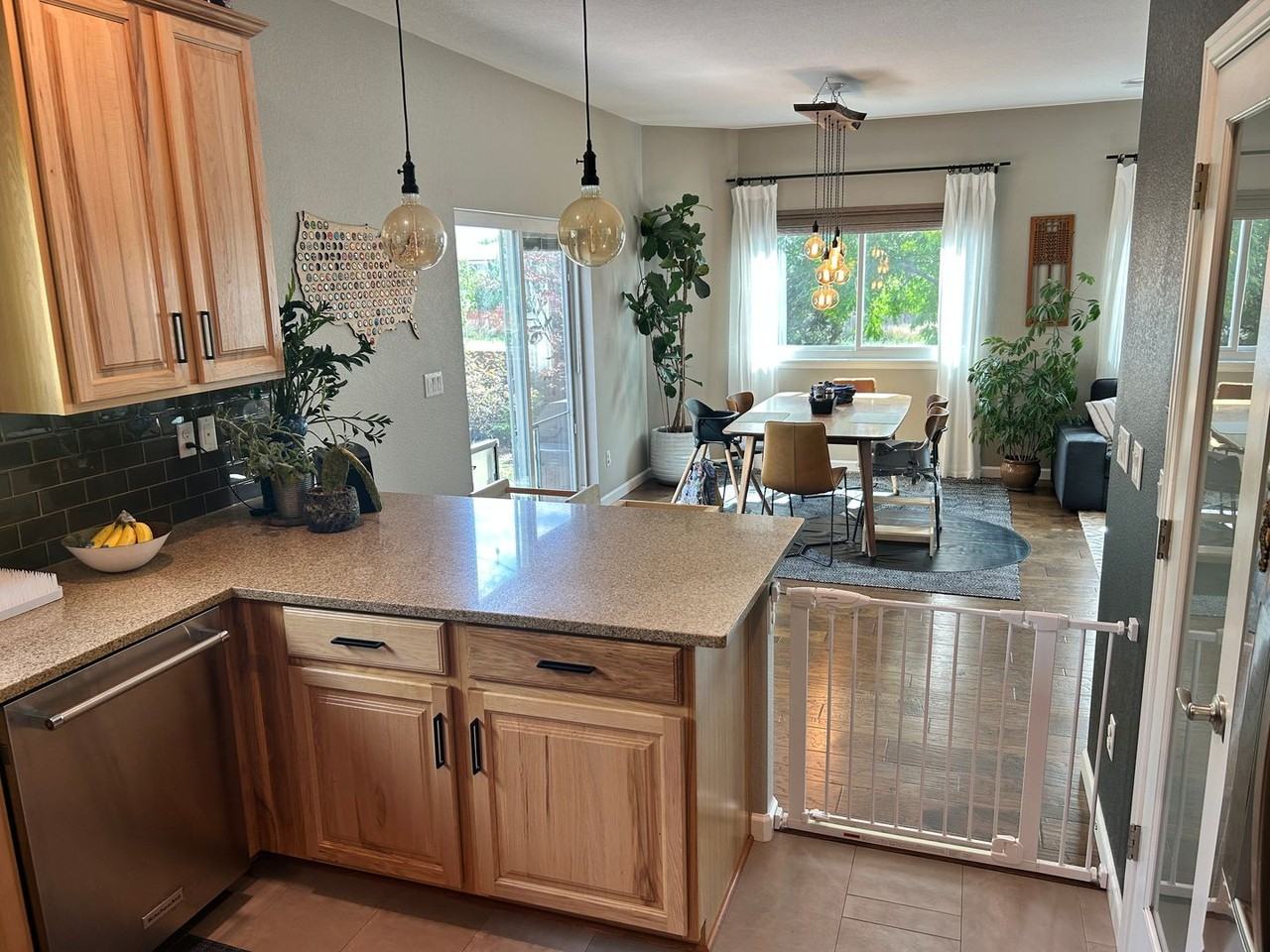 543 Cordova Ct - Photo 3 of 33