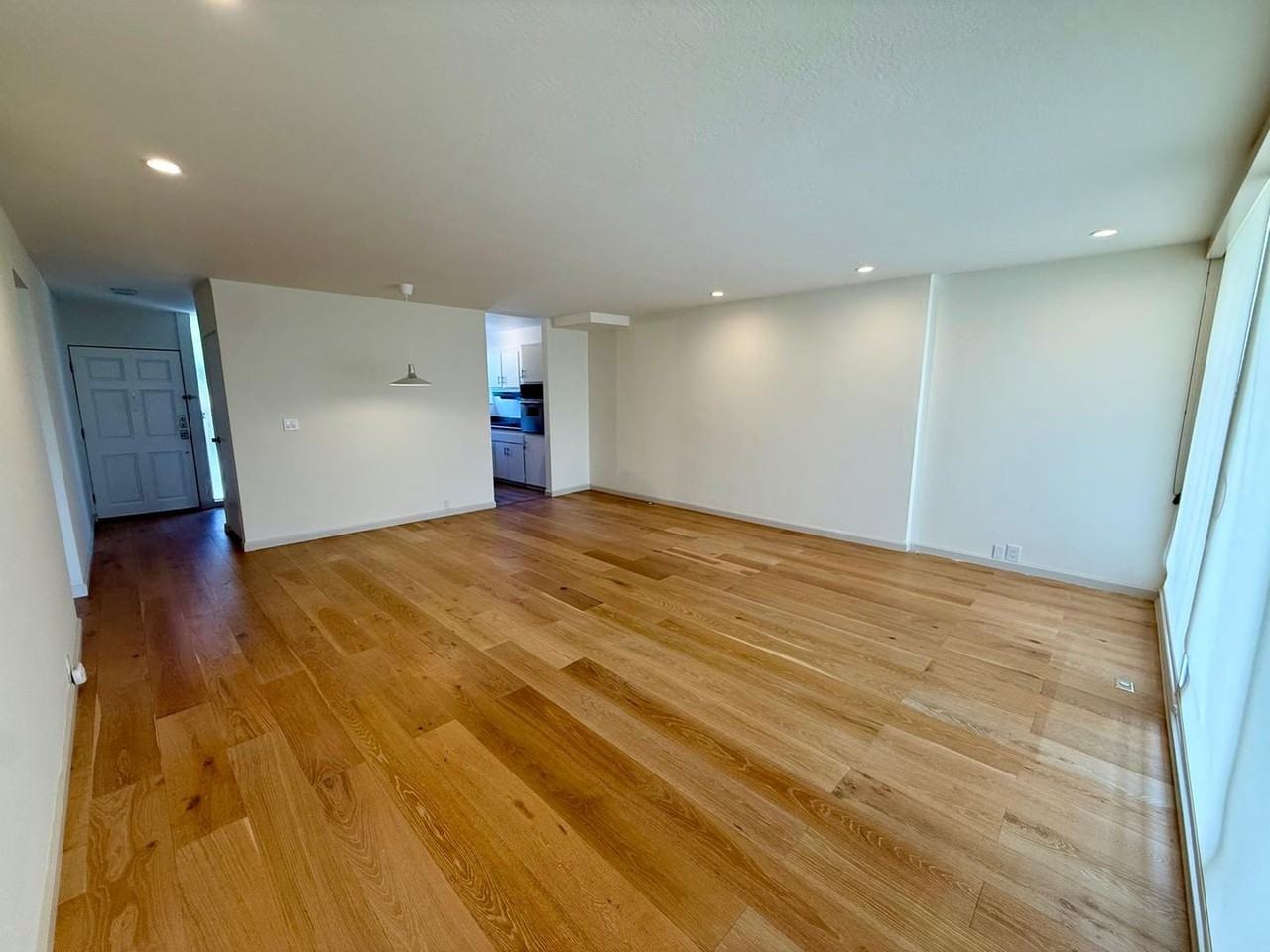30 Andrew Dr #121 - Photo 5 of 28