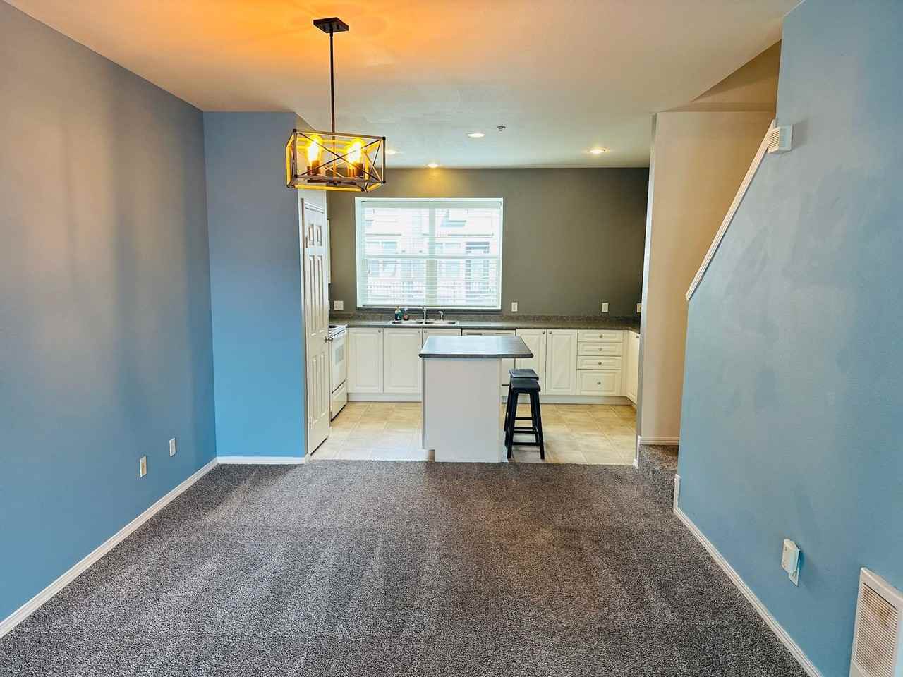 1712 Se Halyard Ln - Photo 5 of 30
