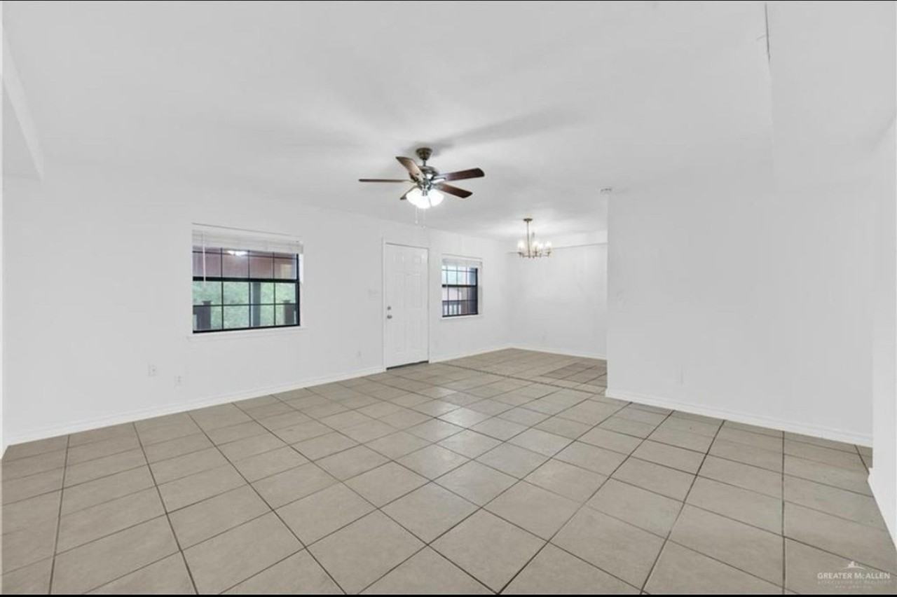 3505 N 23rd Ln - Photo 6 of 23