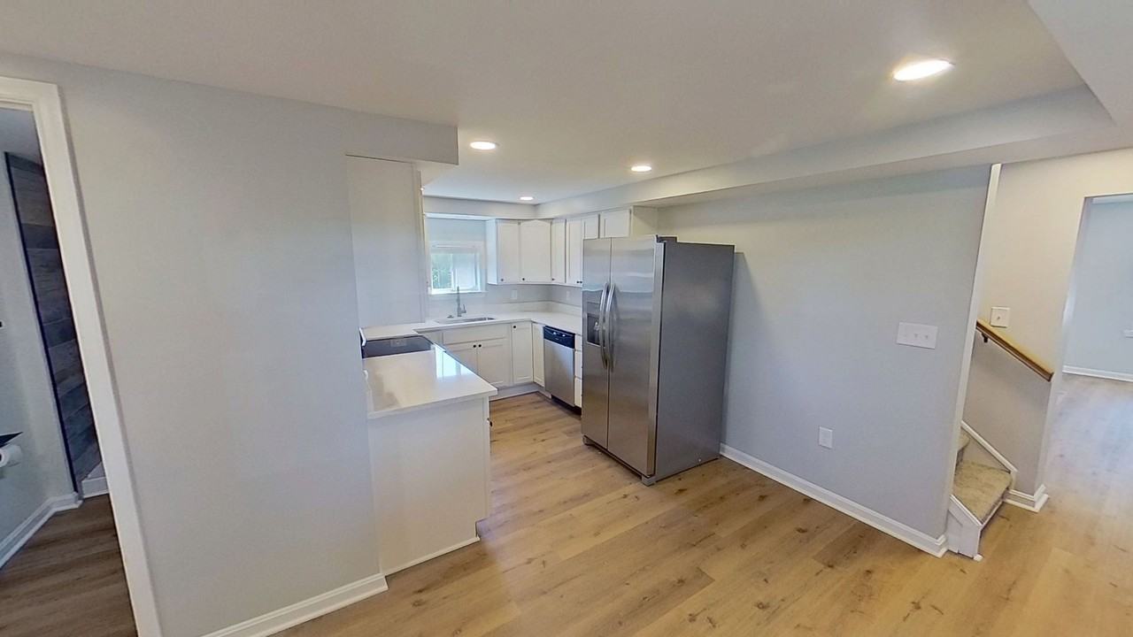 5 E Pennsylvania Ave - Photo 3 of 10