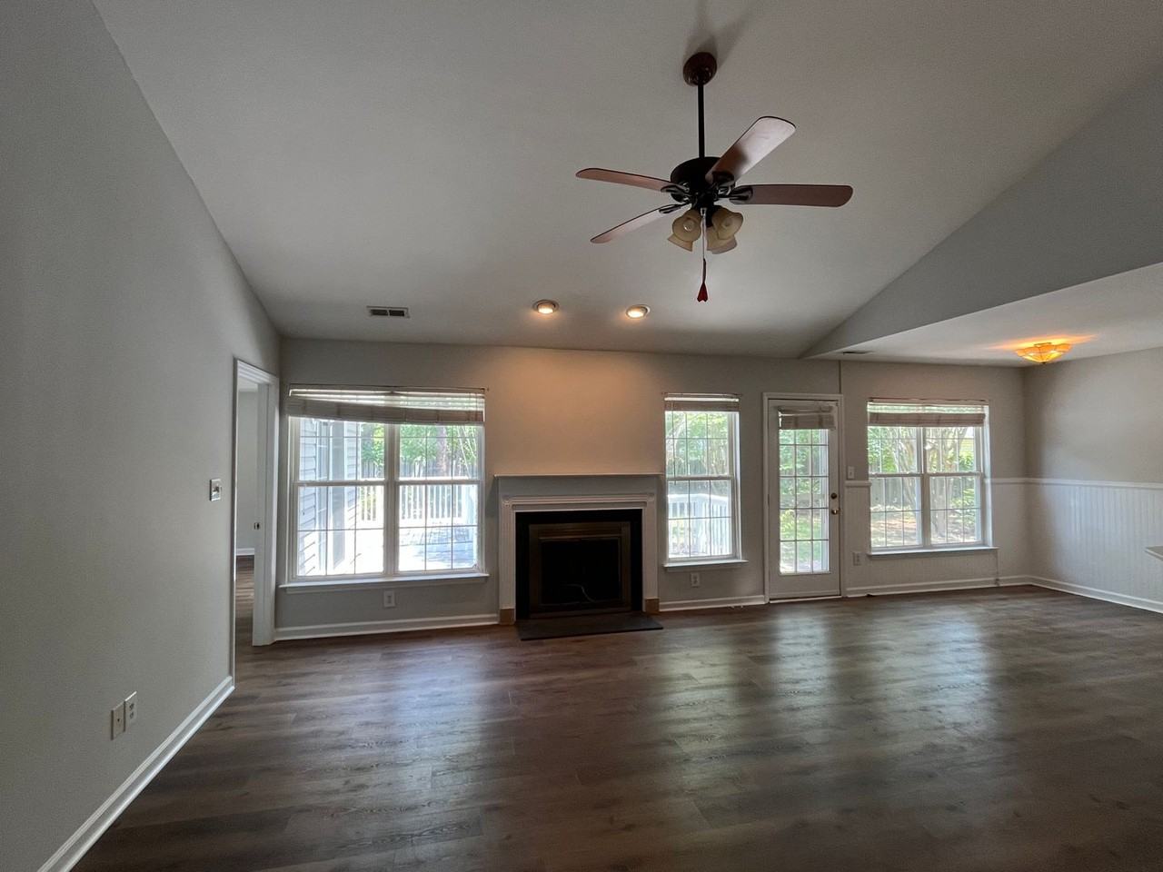 4121 Kettering Pl - Photo 5 of 45