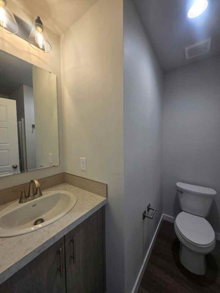 15276 Fuchsia Ave - Photo 4 of 21
