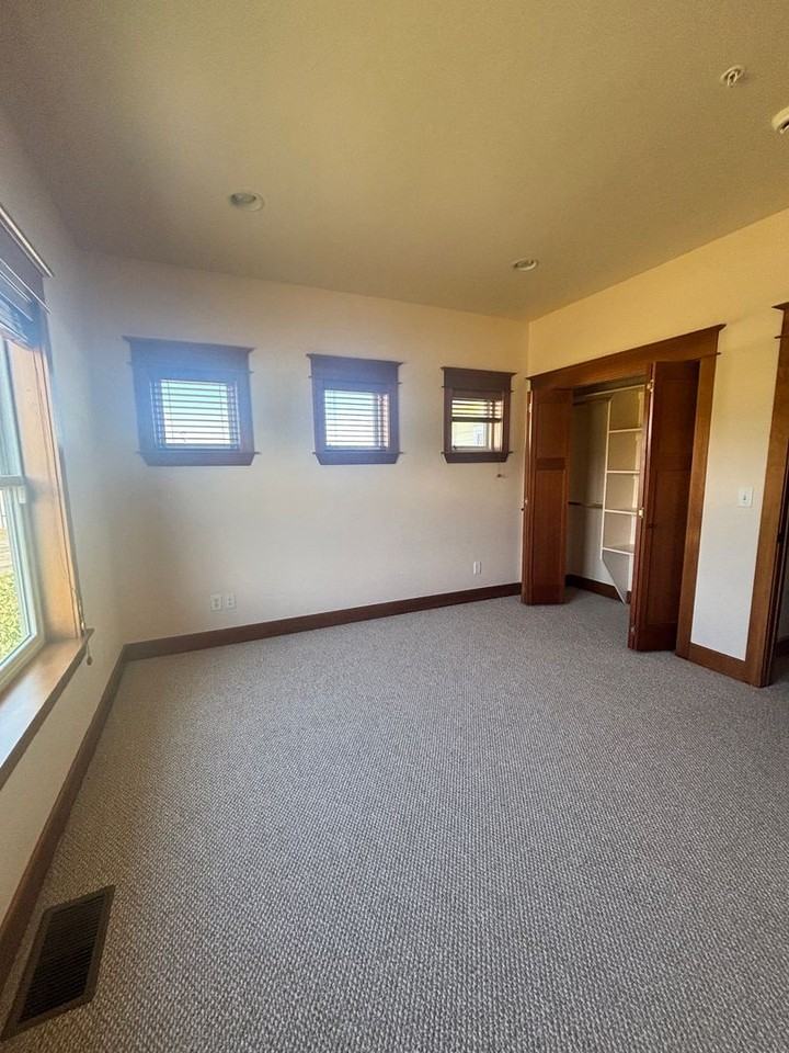 135 Emrie Ln - Photo 6 of 24