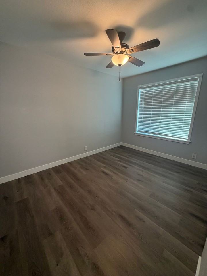 42843 Alep St - Photo 5 of 12