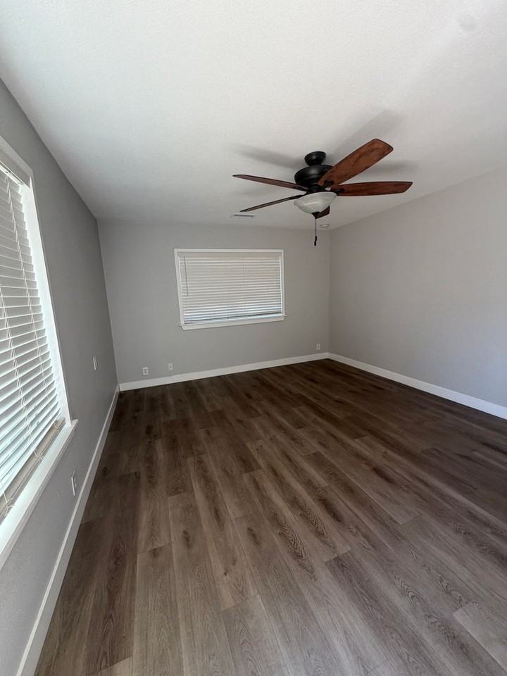 42843 Alep St - Photo 7 of 12