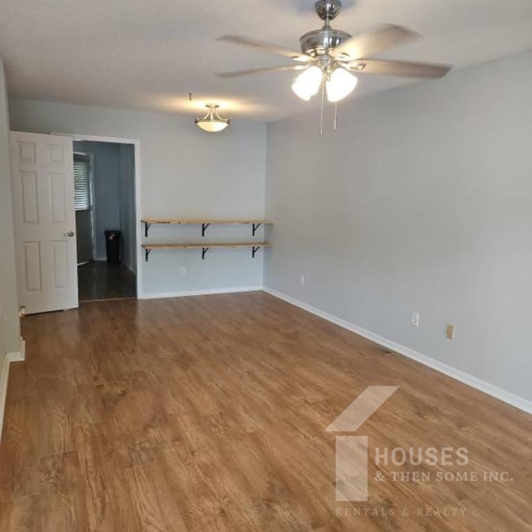 553 Memorial Drive Ext - Photo 3 of 19