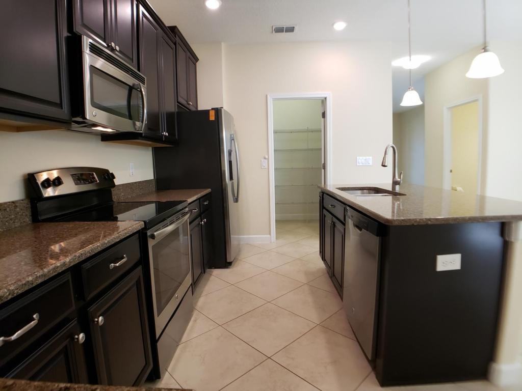 7449 Ella Ln - Photo 6 of 23