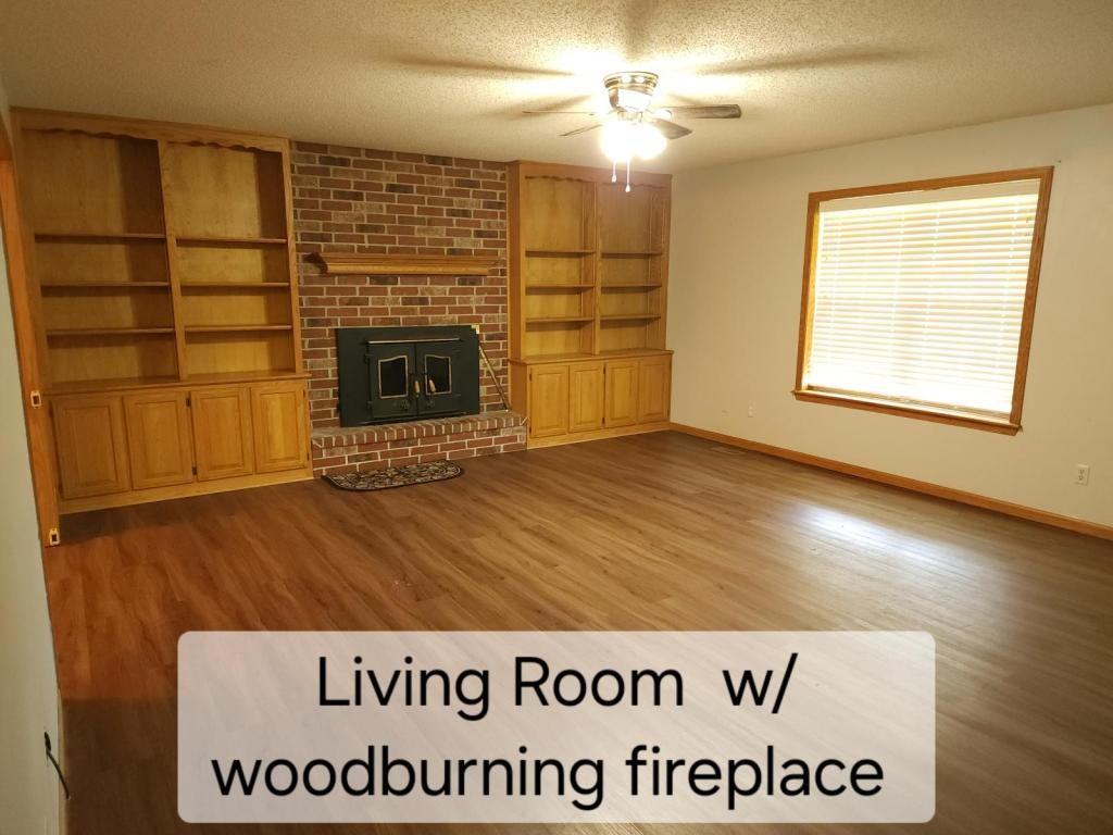 3111 W Perry Rd - Photo 4 of 21