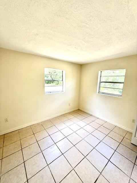2245 Crubo Ave - Photo 3 of 8