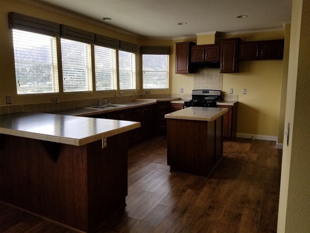 5825 Rockview Rd ##B - Photo 4 of 23