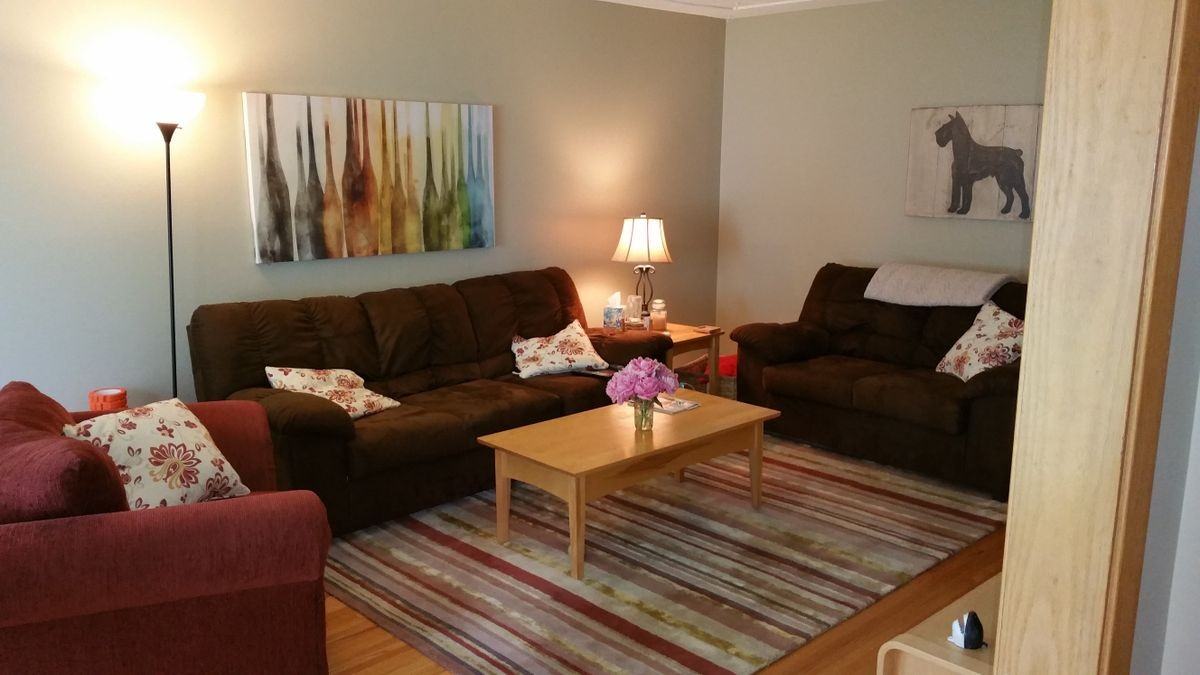 3008 W 60th St - Photo 2 of 13