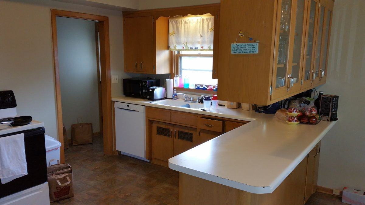 3008 W 60th St - Photo 3 of 13