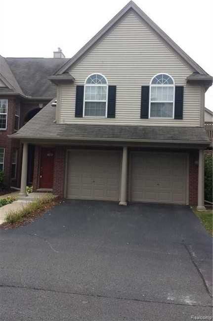 28339 Carlton Way Dr - Photo 2 of 12