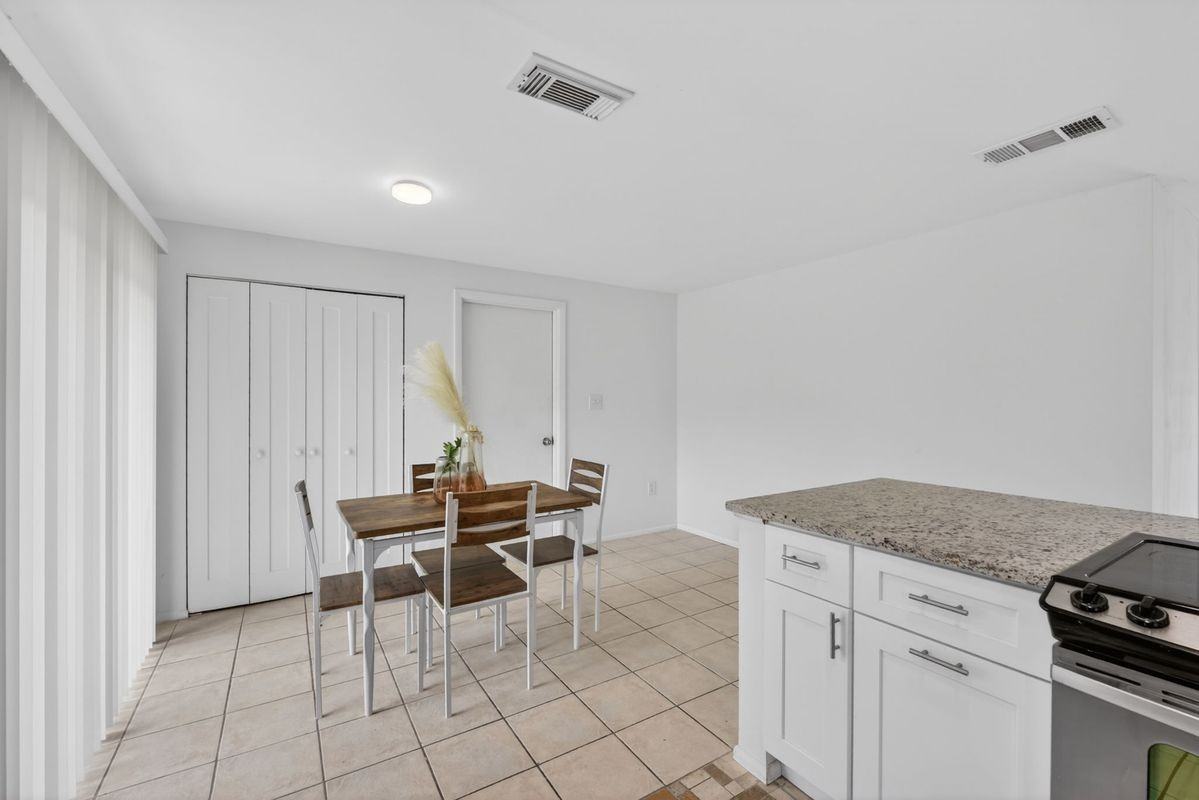 1057 Tropical Ave Nw - Photo 7 of 31